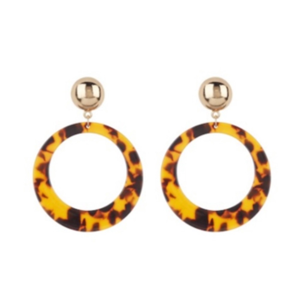 Tortoise fashion earrings